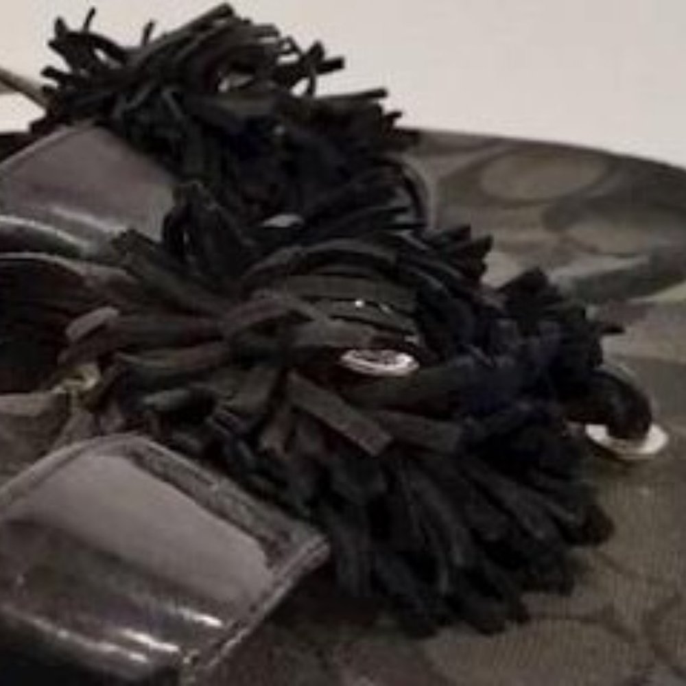 Coach Black Tan Suki Thong‎ Sandals - Picture 3 of 7